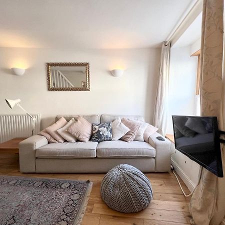 Pass The Keys 64 Church Street Characterful 2-Bed Cottage In The Heart Of Town Kingsbridge (Devon) Exterior photo