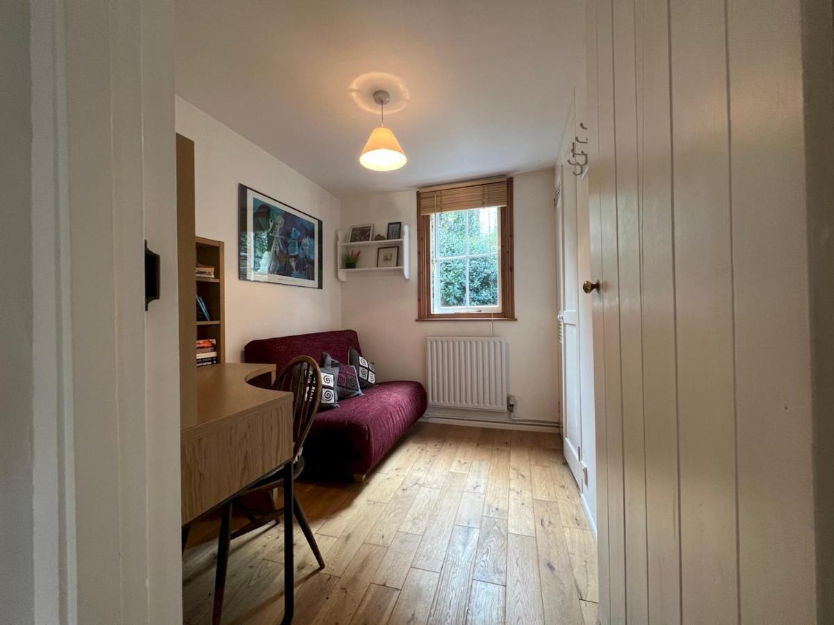 Pass The Keys 64 Church Street Characterful 2-Bed Cottage In The Heart Of Town Kingsbridge (Devon) Exterior photo